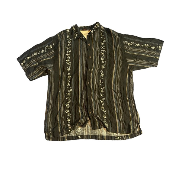Tommy Bahama Other - Tommy Bahama Button up shirt Size XL